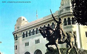 ALGER - GRANDE POSTE ET STATUE DE JEANNE D'ARC